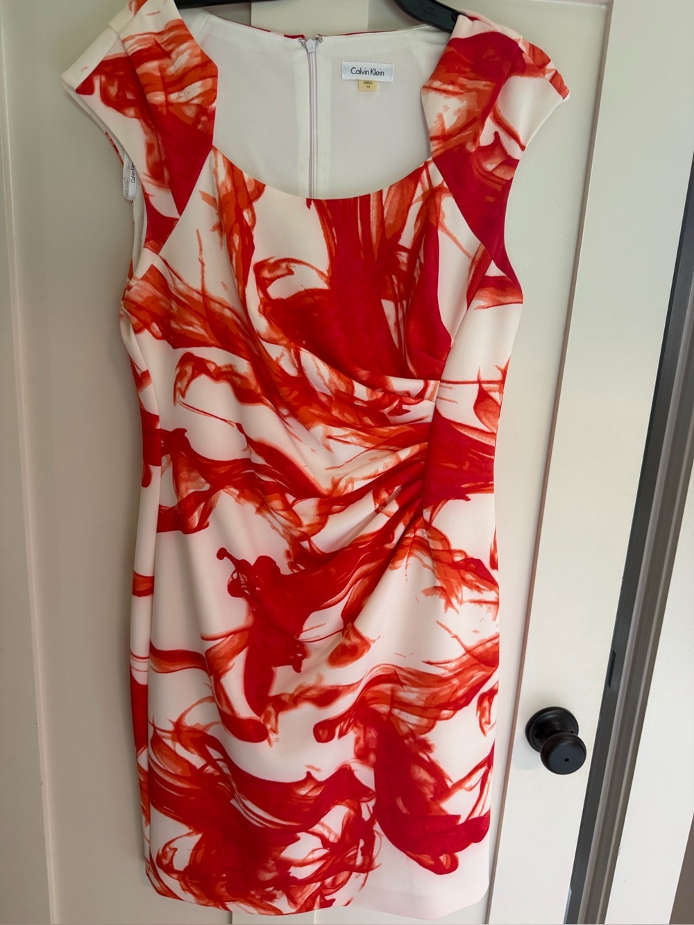 Calvin Klein Red & White Abstract Print Cap-Sleeve Sheath Dress